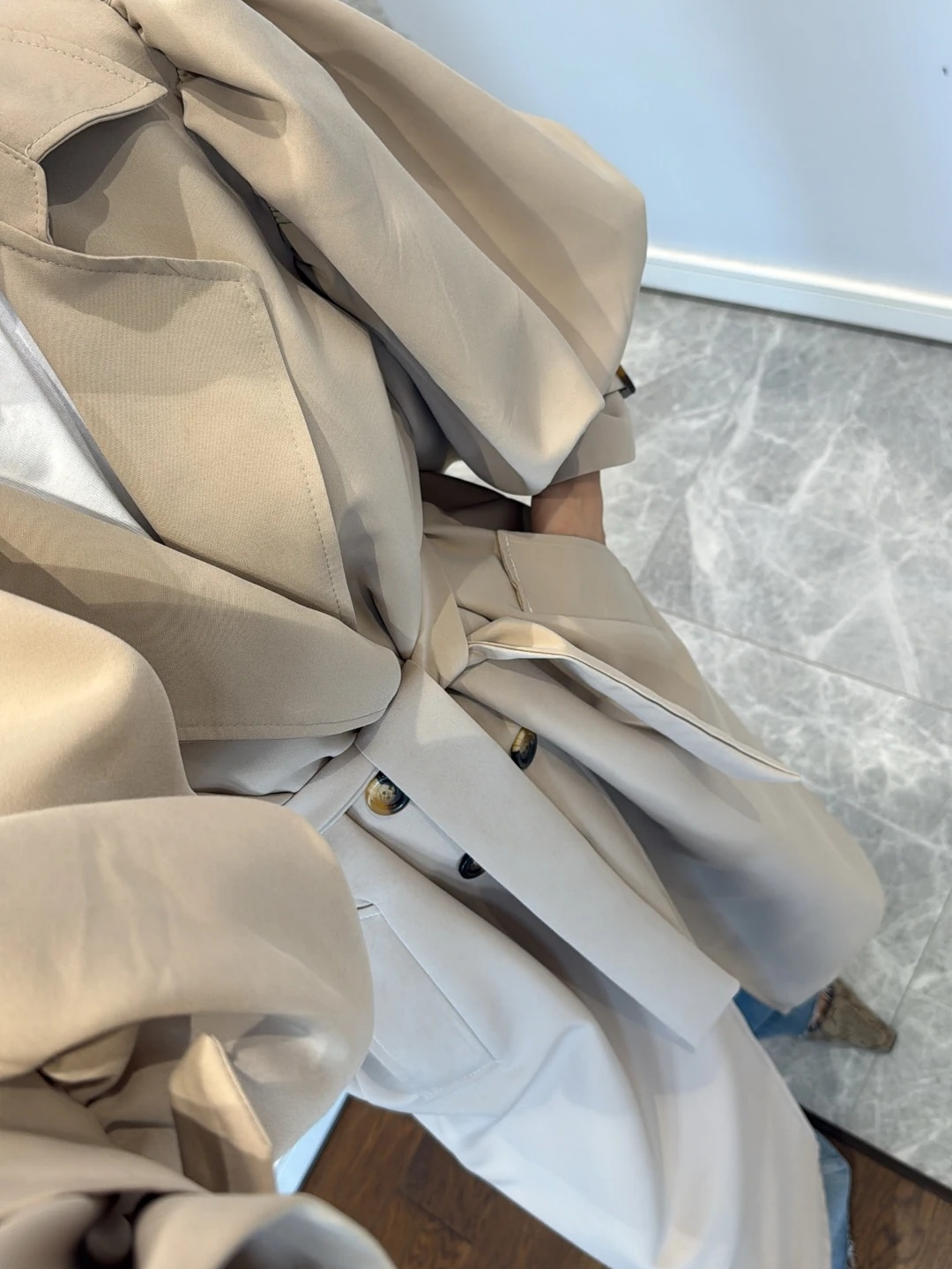 Belted Trench Coat With Sleeve Detailed