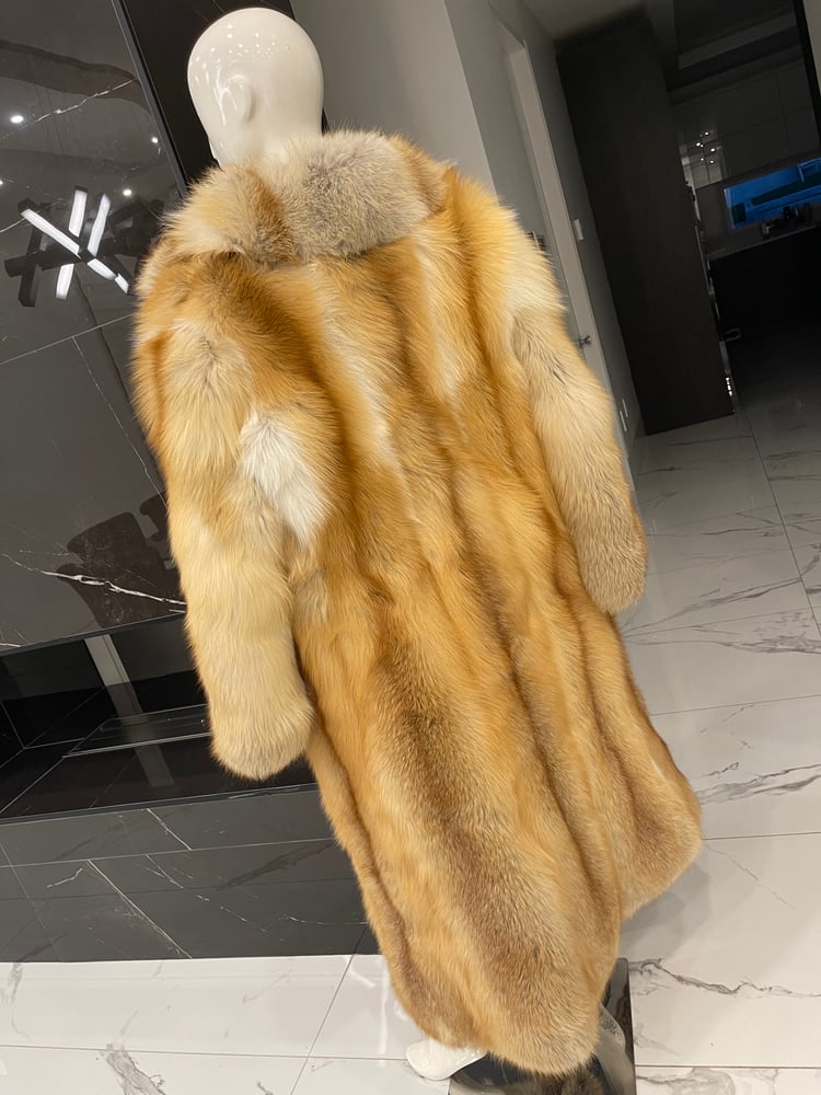 Oversized Lapel Full-Length Winter Fur Coat