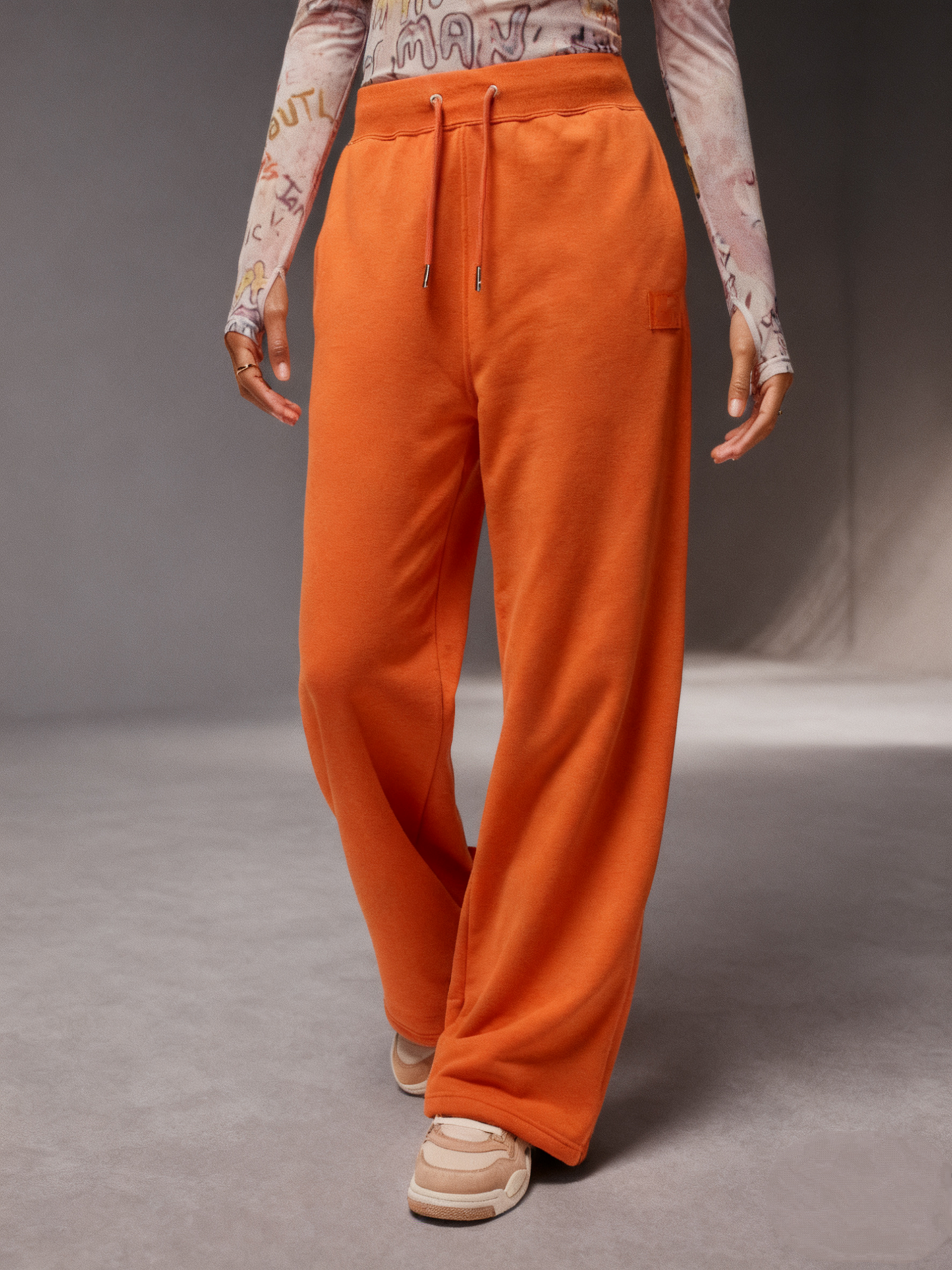 Oversized Cropped Zip-Up Hoodie & Wide-Leg Sweatpants