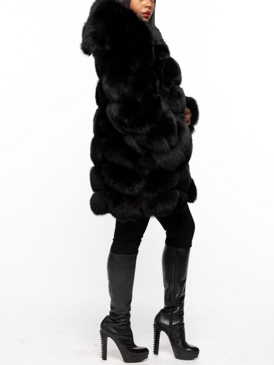 Warm Winter Outerwear Luxurious Black Fur Functional Coat