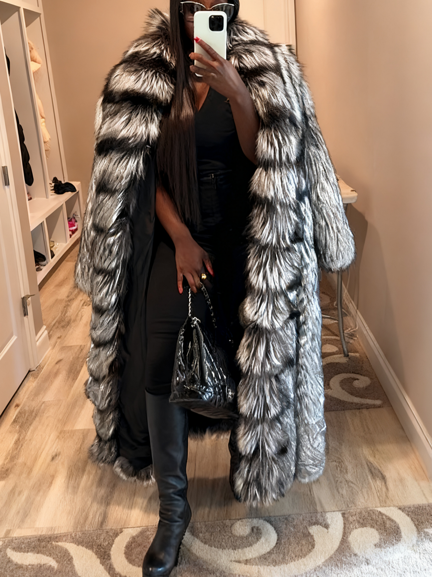 Stylish Winter Outerwear Luxury Long Silver Fox Coat