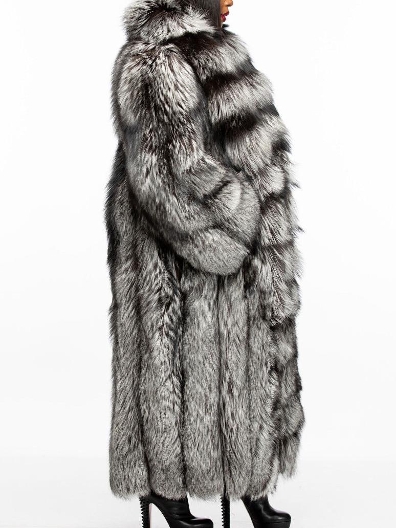 Stylish Winter Outerwear Luxury Long Silver Fox Coat