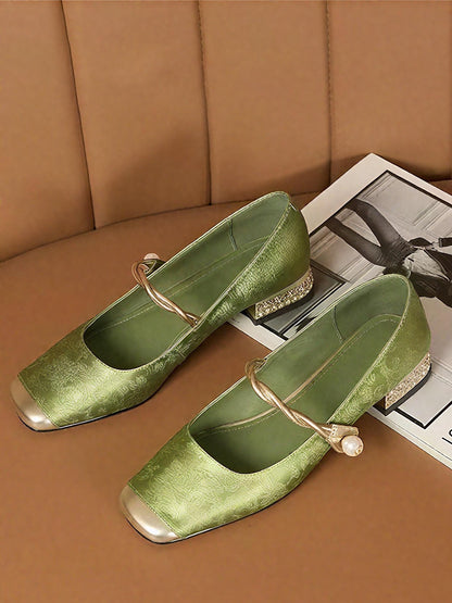 Elegant Gold - trimmed Design and Pearl Decoration Flats