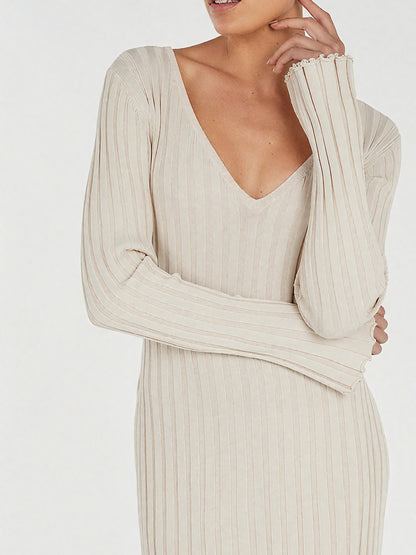 Elegant Stone Sleeved Knit Midi Dress