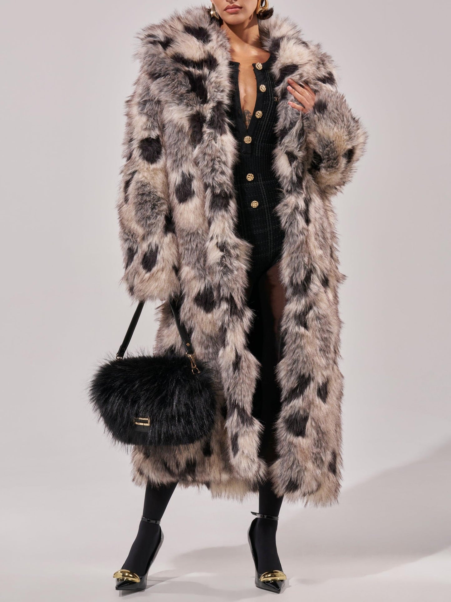 Luxury Retro Style Oversized Faux Fur Long Coat