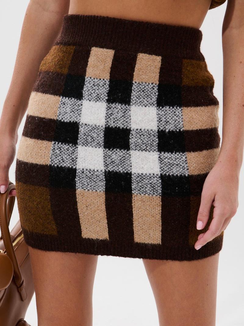 Chic Plaid Knit Sleeveless Top & Mini Skirt Co-ord Set