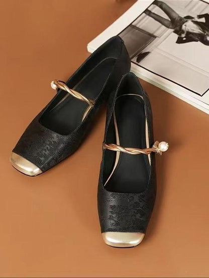 Elegant Gold - trimmed Design and Pearl Decoration Flats