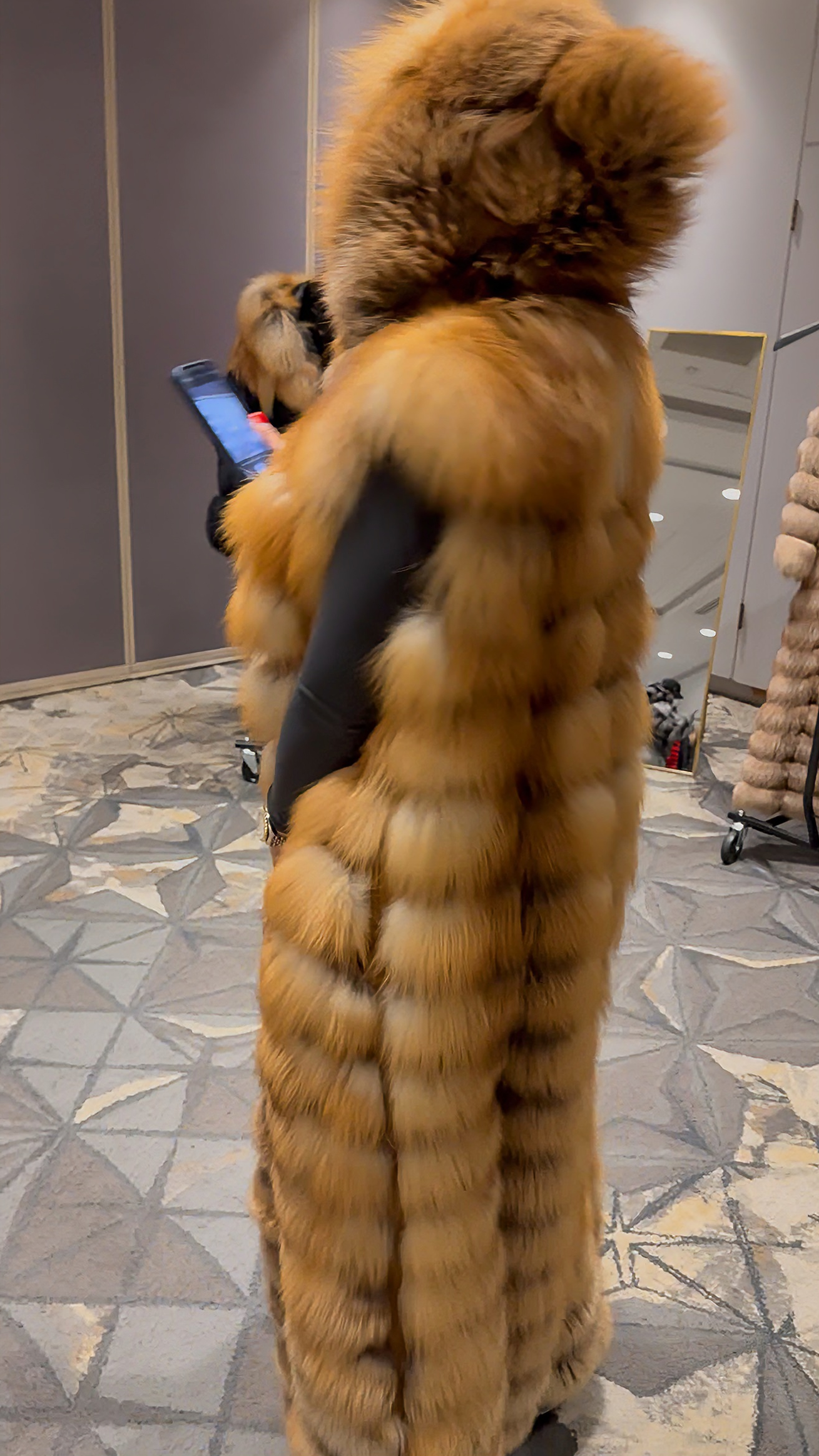 Luxury Full-Length Red Fox Fur Hooded Vest