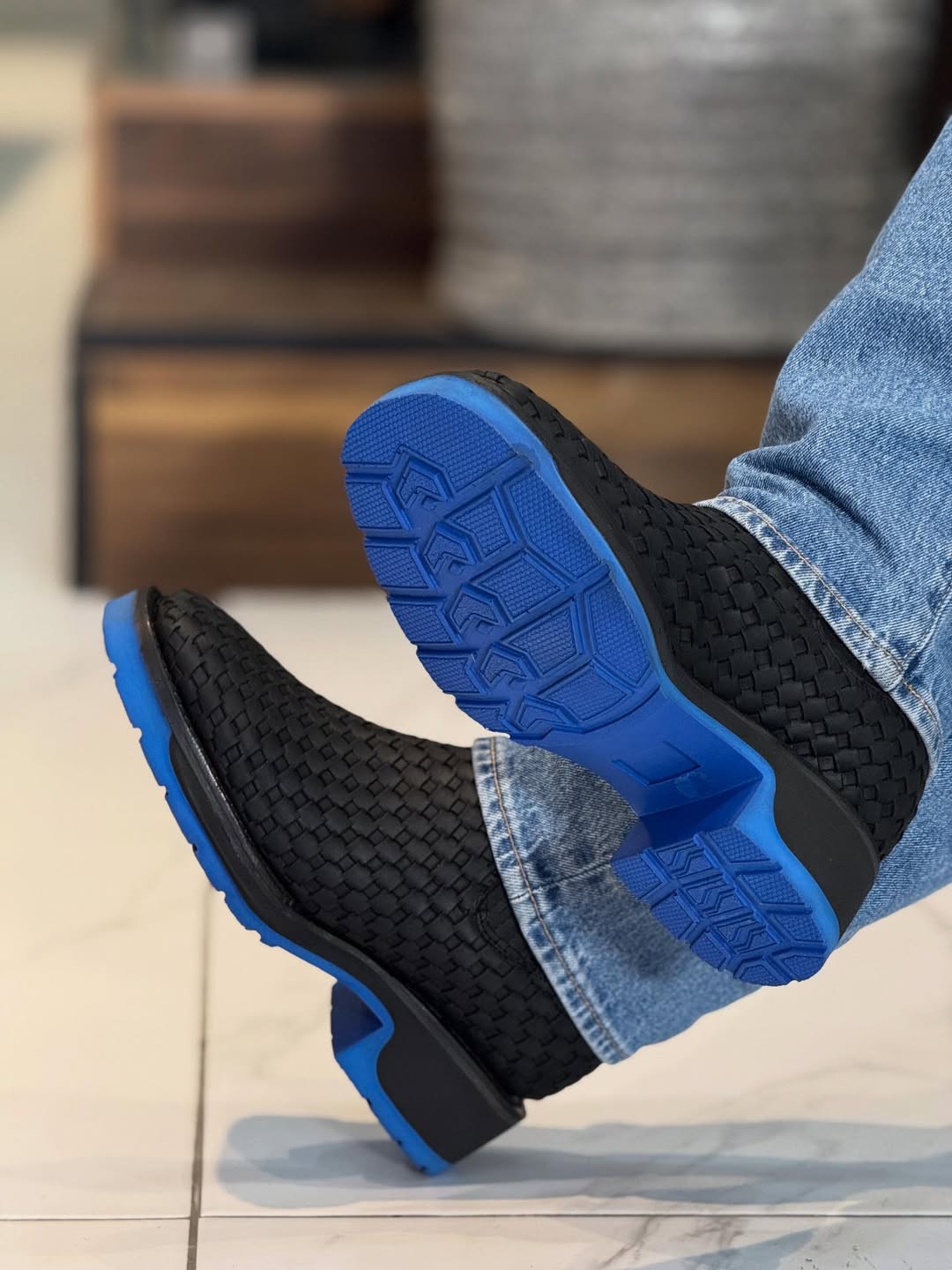 Men's Black Woven Contrast Blue Sole Elastic Side Ankle Boots