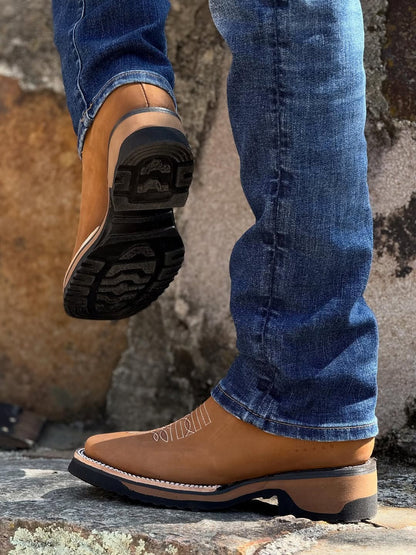 Men's Embroidered Western Style Slip-On Ankle Boots