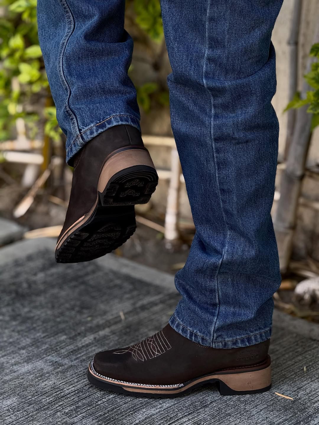 Men's Double Density Nubuck Leather Embroidered Ankle Boots