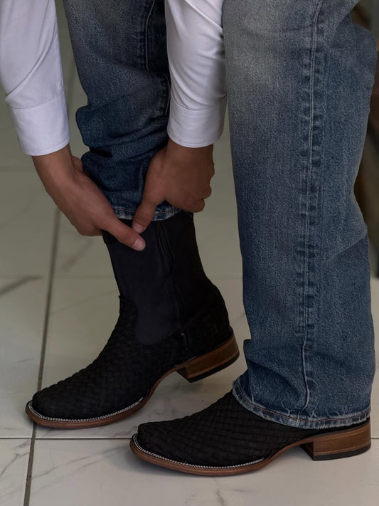 Stylish Men's Black Woven Leather Chelsea Boots