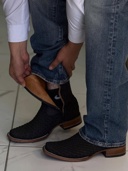 Stylish Men's Black Woven Leather Chelsea Boots