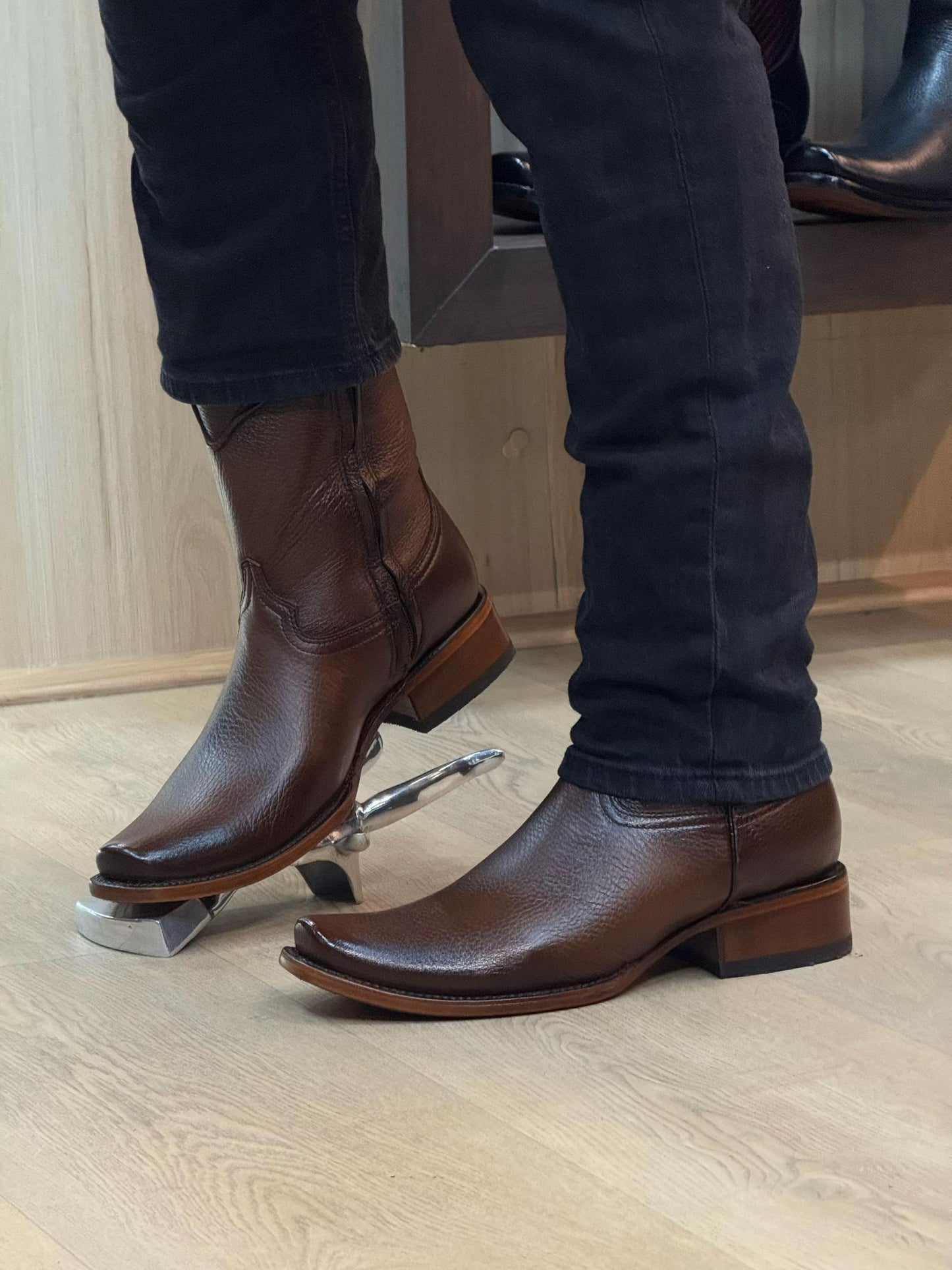 Men's Brown Full-Grain Leather Western Boots