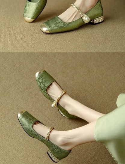 Elegant Gold - trimmed Design and Pearl Decoration Flats